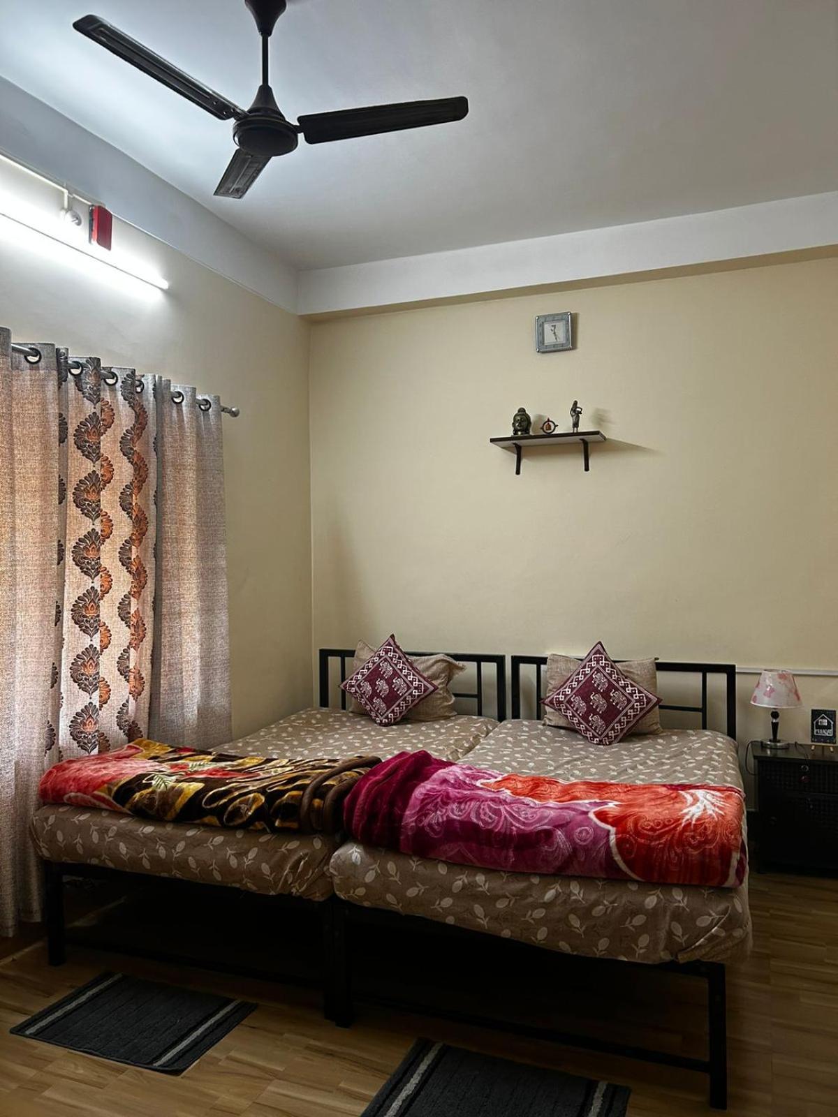 Mulaqat Homestay Siliguri Esterno foto