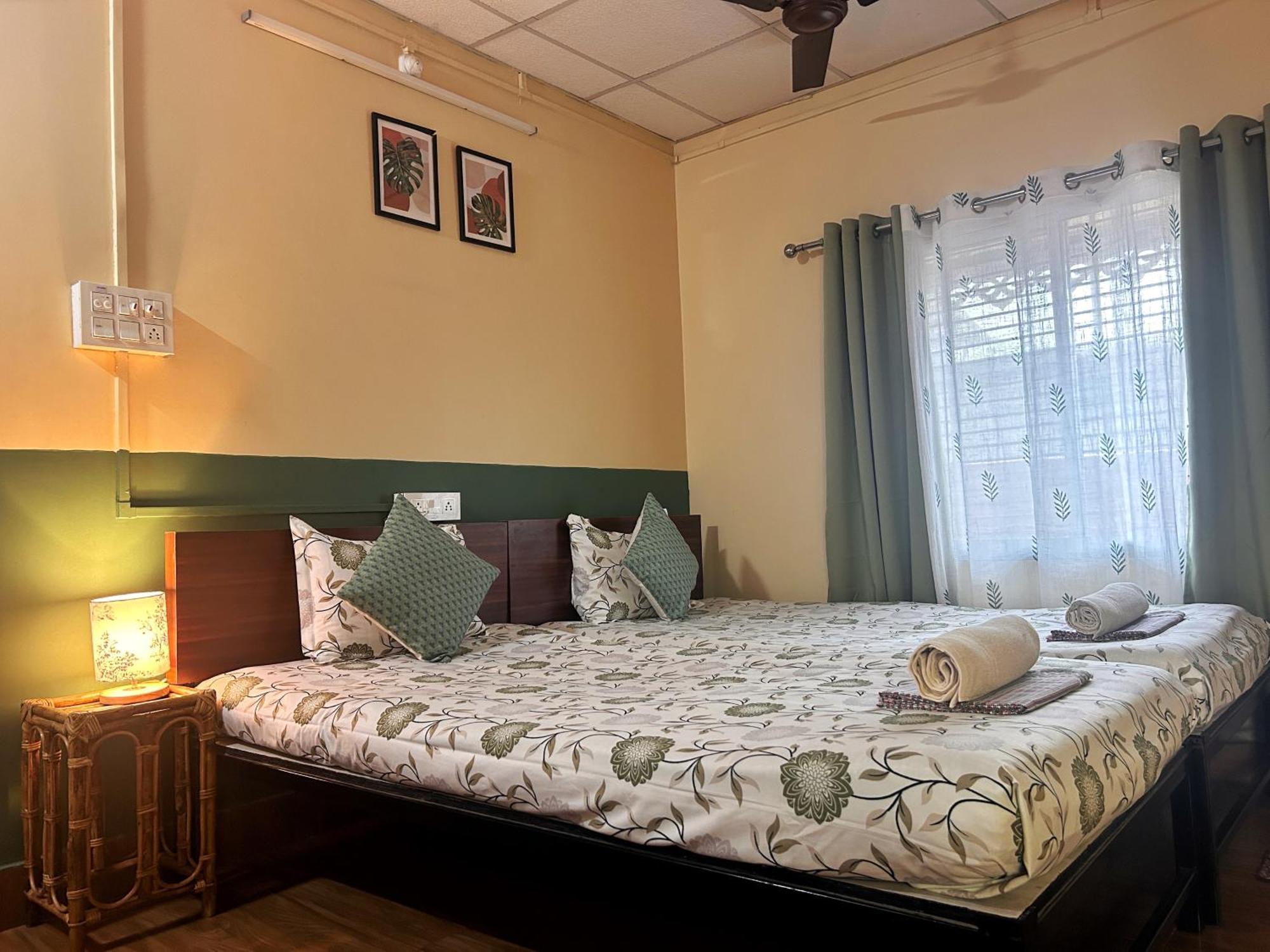 Mulaqat Homestay Siliguri Esterno foto